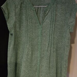 Fun 2 Fun Green Patterned Blouse